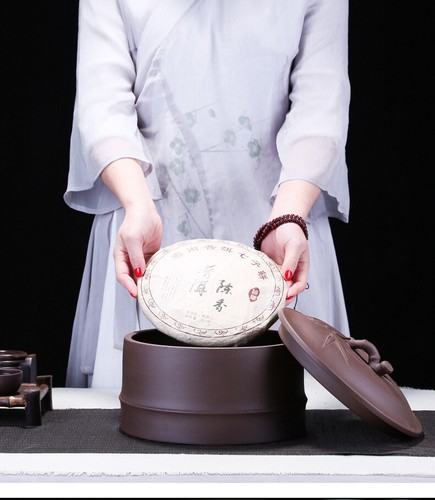 Yixing zisha tea canister - tea, with